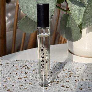 Salt & Stone Santal and Vetiver Fragrance Roller